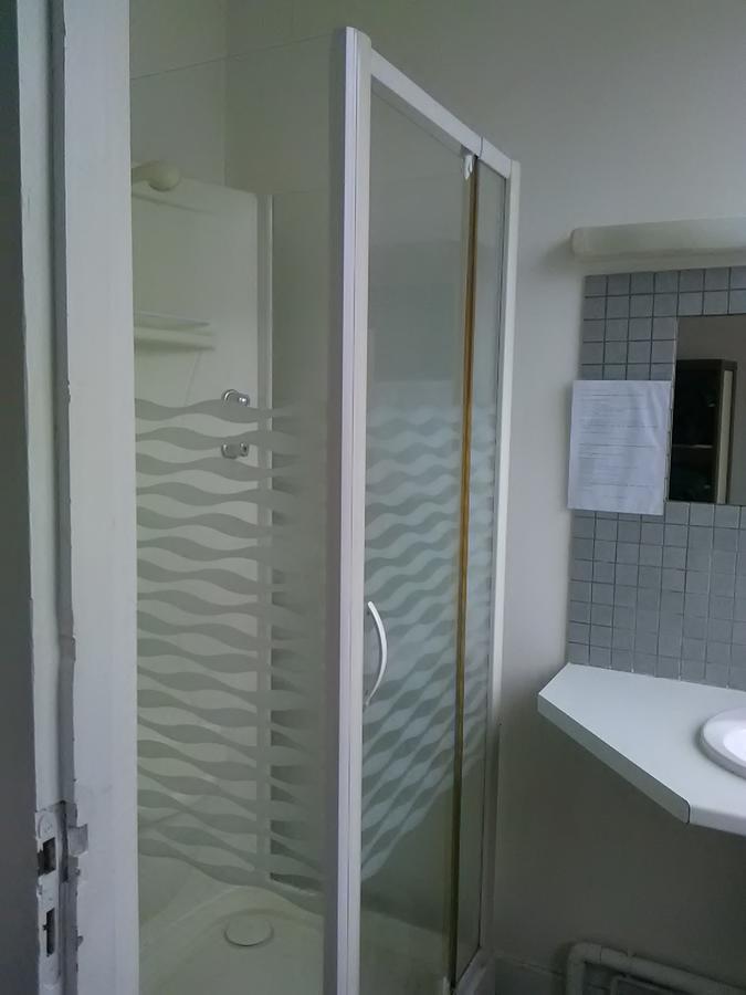 La Maison Des Randonneurs Hostel Оксер Екстериор снимка